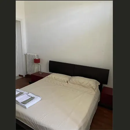 Casa Calathea Konukevi *